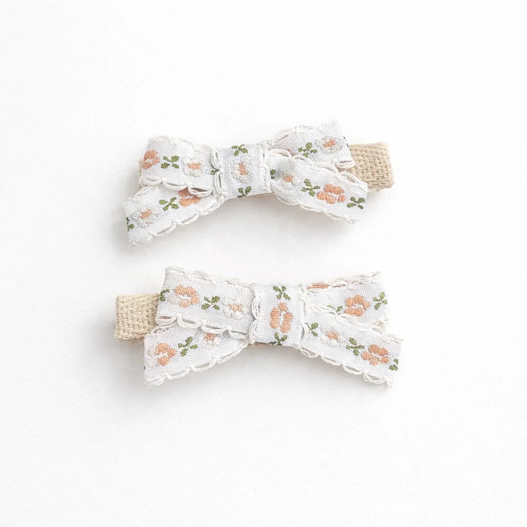 Clip gardenia